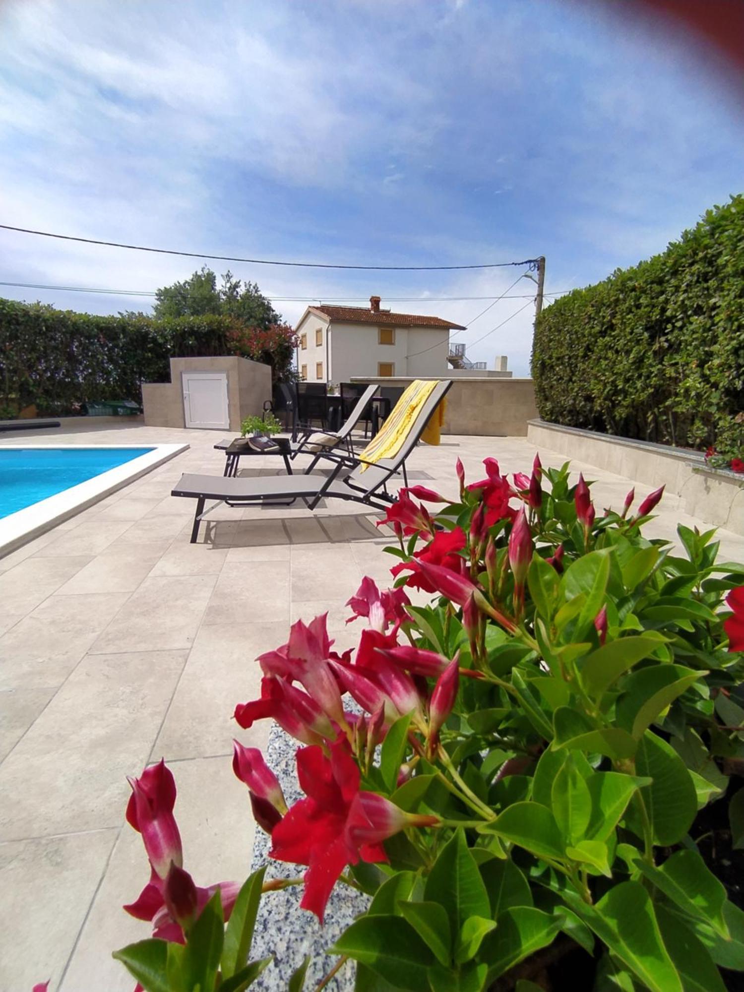 Villa Krasa Sea View Apartmants With Pool Лижнян Экстерьер фото