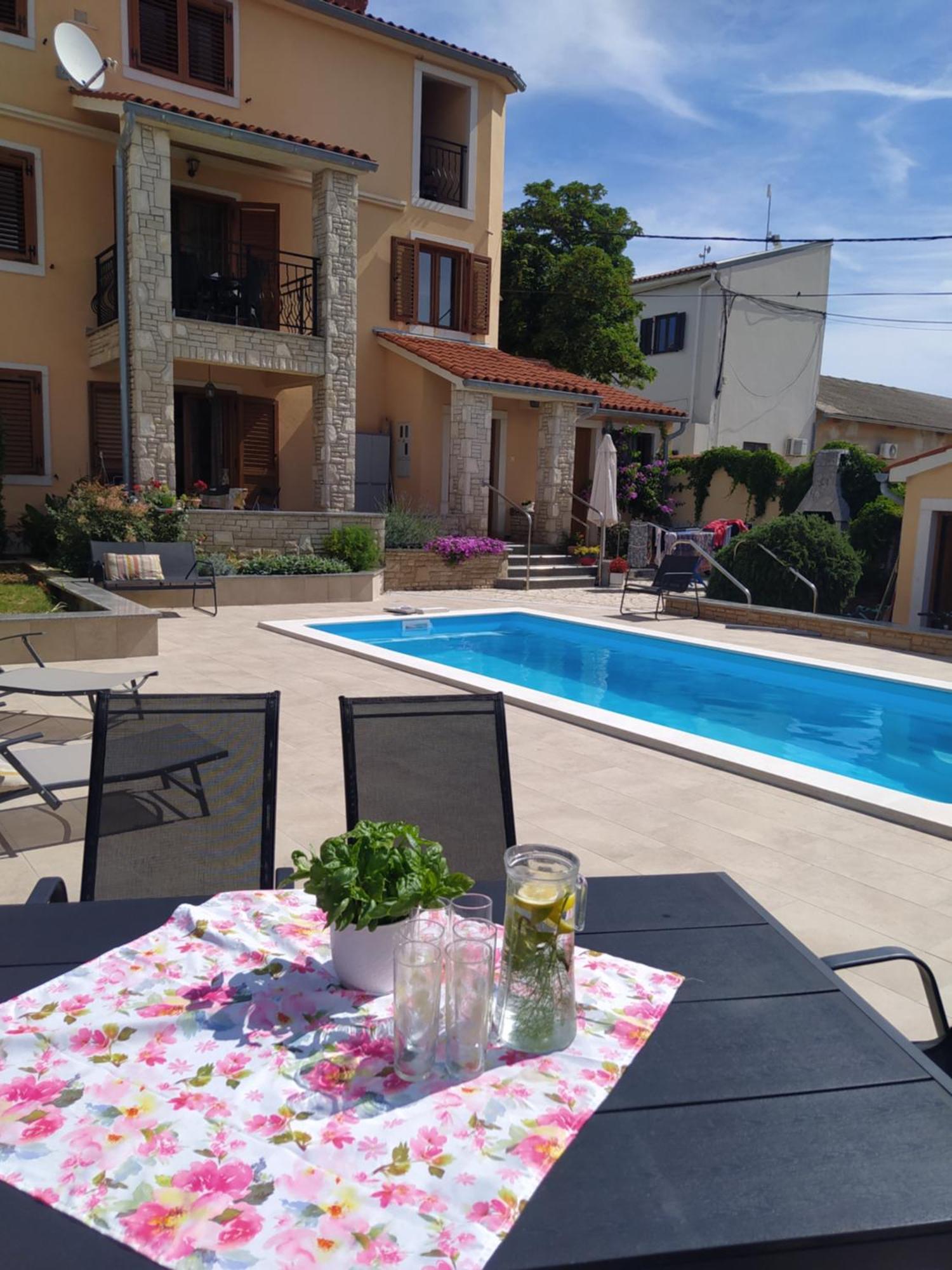 Villa Krasa Sea View Apartmants With Pool Лижнян Экстерьер фото