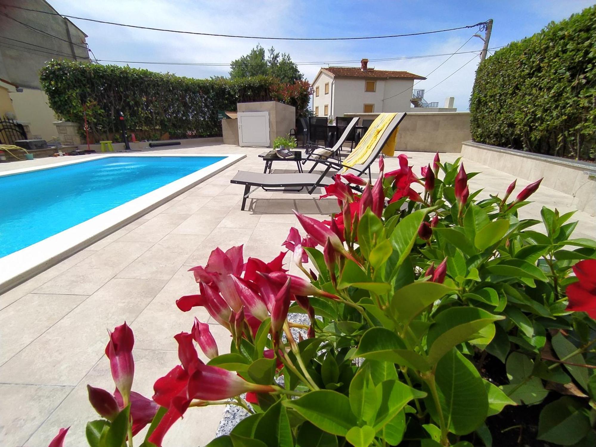 Villa Krasa Sea View Apartmants With Pool Лижнян Экстерьер фото
